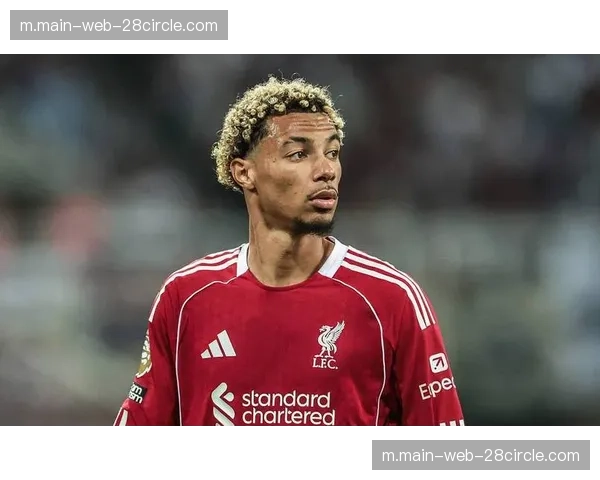 哈维西蒙斯首秀数据全面挂零 热刺7000万引援遭遇开局低迷 哈维西蒙斯首秀数据全面挂零 热刺7000万引援遭遇开局低迷